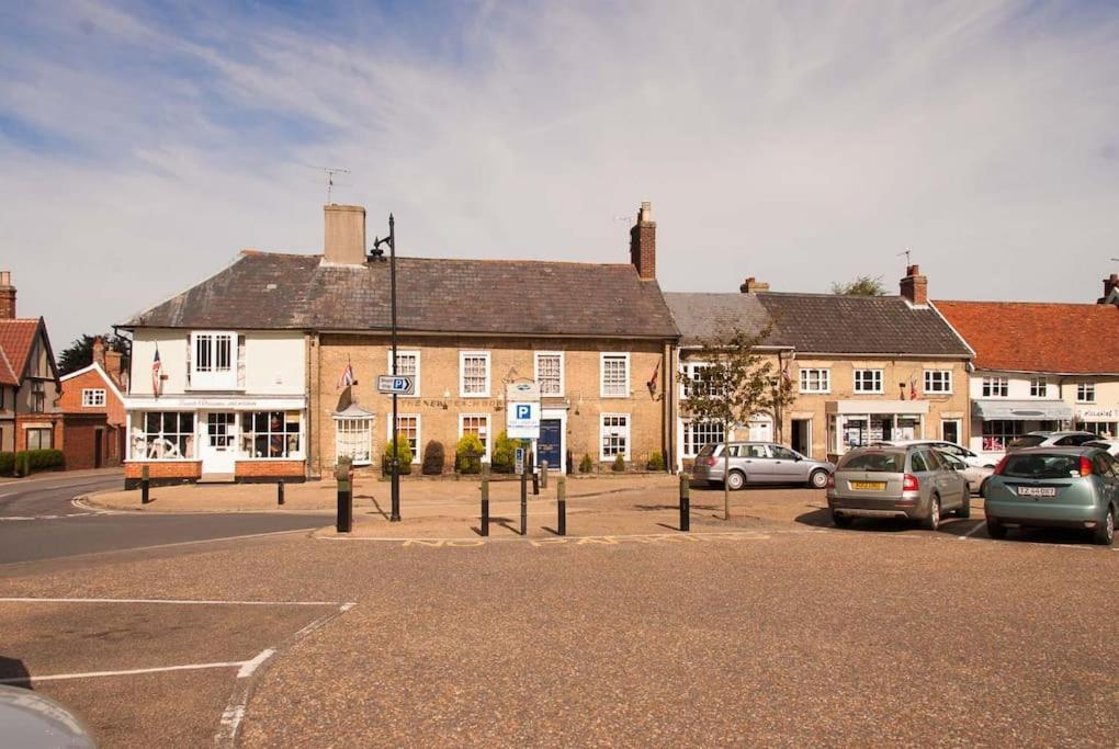 Wren Cottage, A Very Cosy Historic Coastal Cottage In A Pretty Little Village Wickham Market Exterior foto